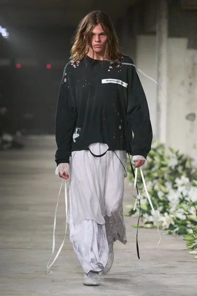 Look 31